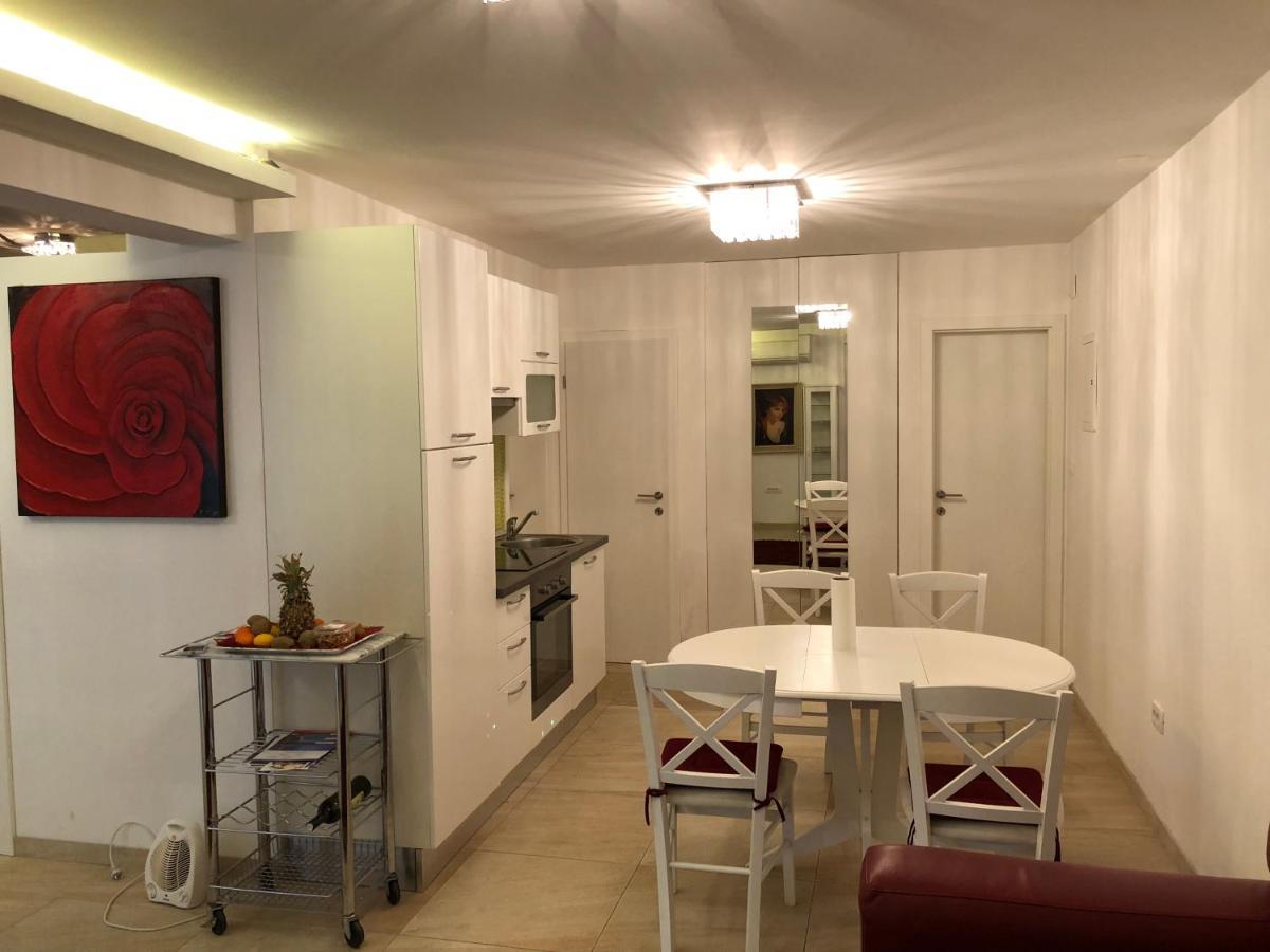 Guest House Valerija Ičići 외부 사진